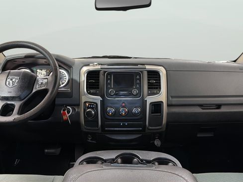 Used 2014 RAM 1500 Classic SLT RWD image 15