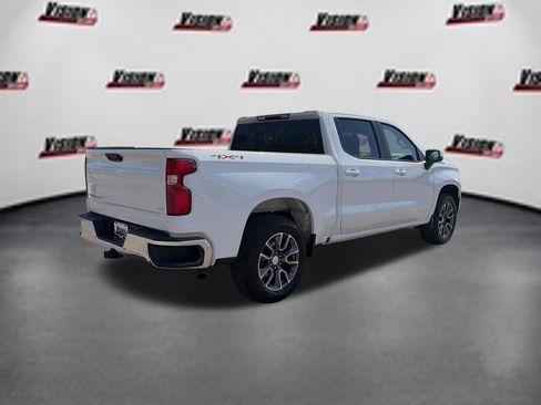Used 2025 Chevrolet Silverado 1500 LT AWD/4WD image 5