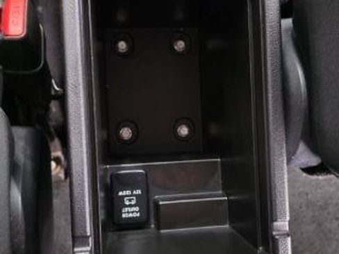 Used 2022 Mitsubishi Outlander Sport ES FWD image 29