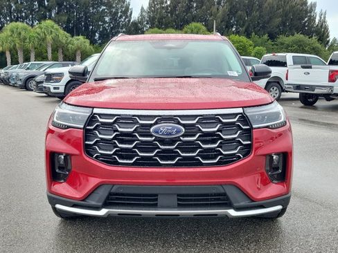 New 2026 Ford Explorer Platinum w/ LUX Leather Package AWD/4WD image 2