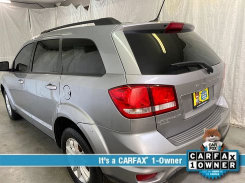 Used 2015 Dodge Journey SXT w/ Flexible Seating Group image 6