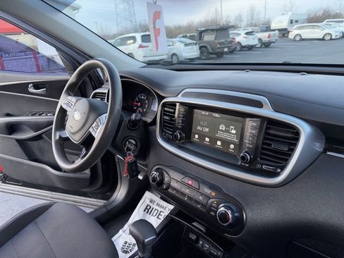 Used 2020 Kia Sorento L image 22