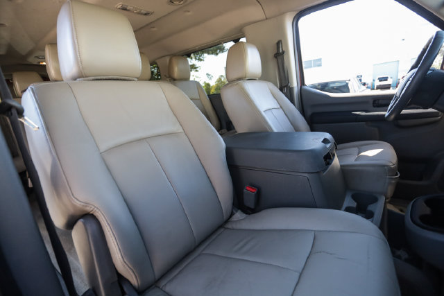 Used 2016 Nissan NV 3500 SL RWD image 44