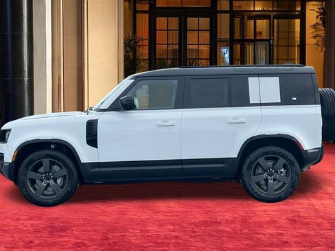 New 2026 Land Rover Defender 110 S image 3