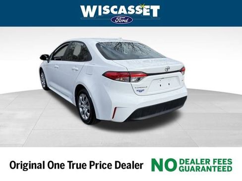 Used 2024 Toyota Corolla LE image 21