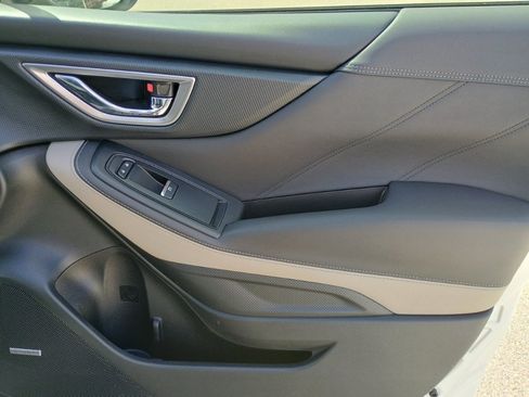 Used 2023 Subaru Forester Limited image 22