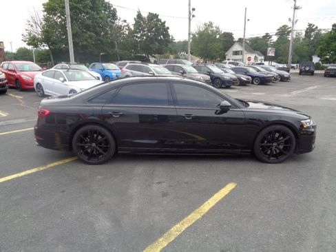 Used 2023 Audi S8 AWD/4WD image 15