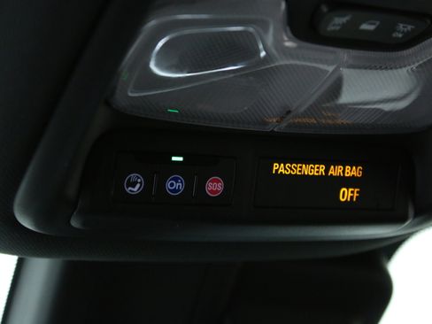 Used 2023 Chevrolet TrailBlazer RS w/ Sun and Liftgate Package FWD image 23