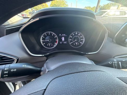 Used 2020 Hyundai Santa Fe SE FWD image 27