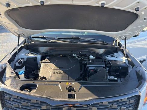 Used 2022 Kia Telluride EX w/ EX Premium Package image 24