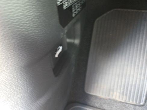 New 2025 Honda Pilot Touring image 15