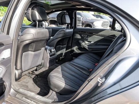 Used 2016 Mercedes-Benz S 550 Sedan image 33