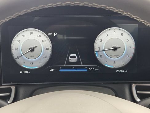 Used 2023 Hyundai Elantra SEL w/ Convenience Package FWD image 25