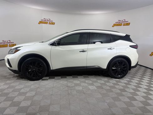 Used 2024 Nissan Murano SV w/ SV Midnight Edition Package image 2