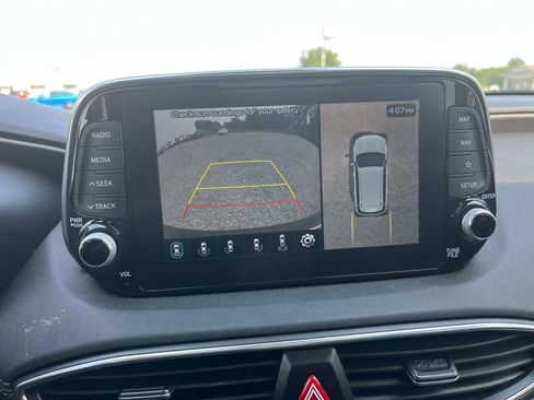 Used 2020 Hyundai Santa Fe Limited AWD/4WD image 5