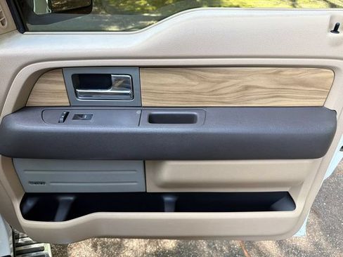 Used 2011 Ford F150 Lariat w/ Lariat Plus Pkg RWD image 16