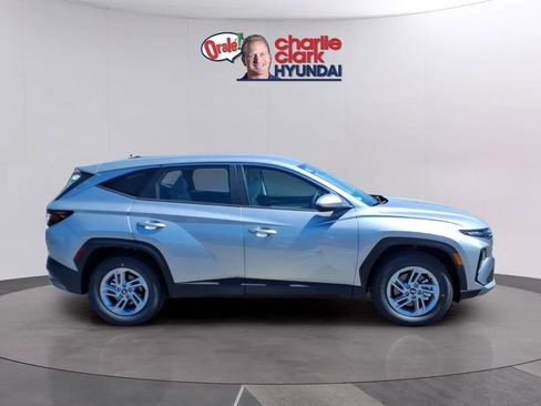 New 2026 Hyundai Tucson SE FWD image 6