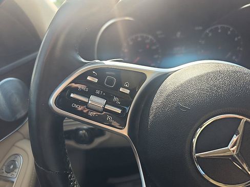 Used 2020 Mercedes-Benz C 300 4MATIC Sedan image 23