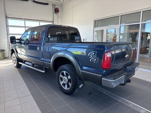 Used 2015 Ford F250 Lariat w/ Lariat Ultimate Package image 4