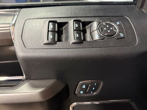 Used 2020 Ford F150 Lariat w/ Equipment Group 502A Luxury AWD/4WD image 26