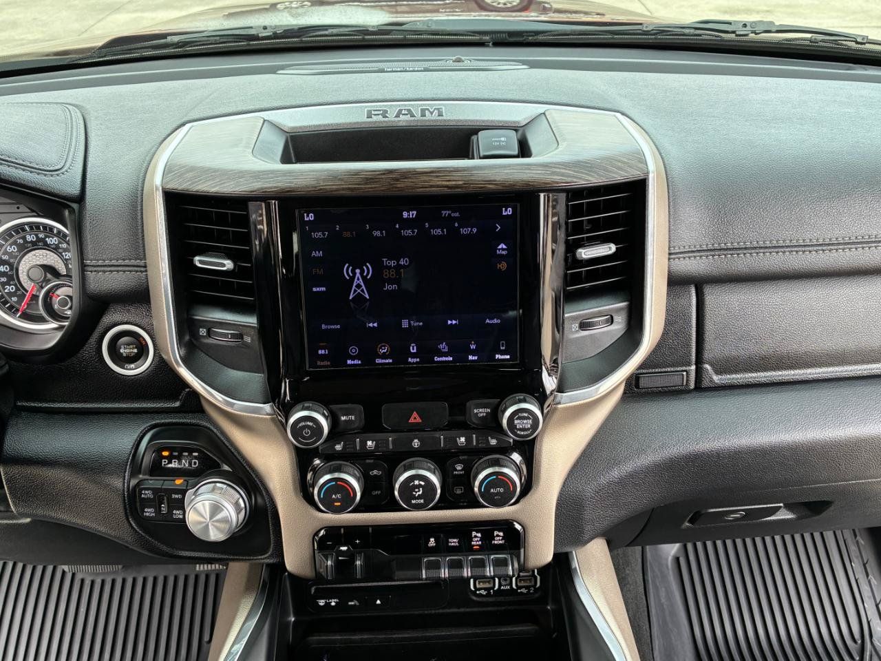 Used 2019 RAM 1500 Laramie AWD/4WD image 18