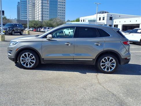 Used 2017 Lincoln MKC Select w/ Select Plus Package image 24