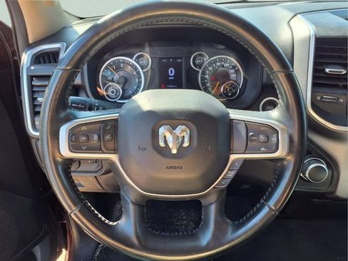 Used 2020 RAM 1500 Big Horn AWD/4WD image 9