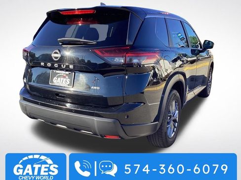 Used 2024 Nissan Rogue S AWD/4WD image 9