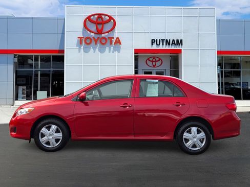 Used 2010 Toyota Corolla image 7