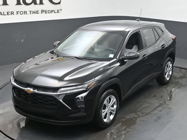 New 2026 Chevrolet Trax LS FWD image 24