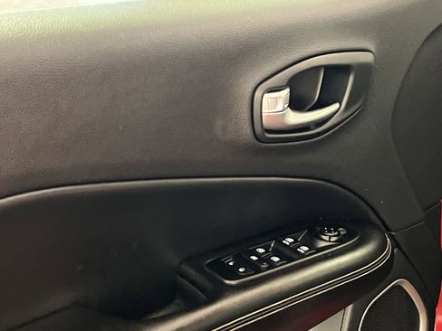 Used 2021 Jeep Compass 80th Special Edition image 15