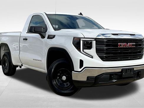 Used 2024 GMC Sierra 1500 Pro w/ Pro Value Package image 17