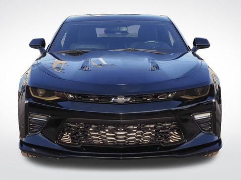 Used 2016 Chevrolet Camaro SS RWD image 2