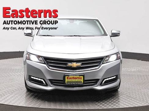 Used 2019 Chevrolet Impala Premier FWD image 2