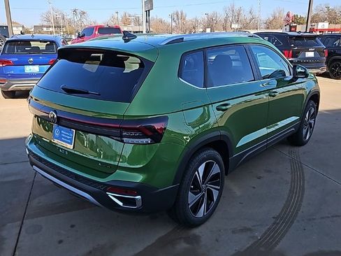 New 2026 Volkswagen Taos SE AWD/4WD image 5