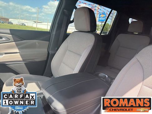 Used 2024 Chevrolet Traverse LT FWD image 19