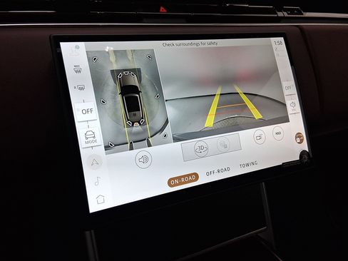 New 2025 Land Rover Range Rover SE image 25