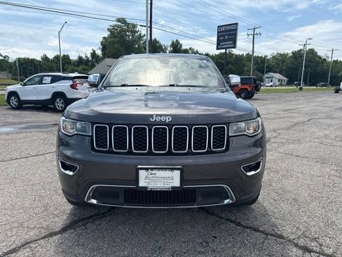 Used 2018 Jeep Grand Cherokee Limited AWD/4WD image 2
