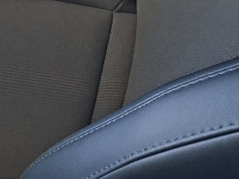 Certified 2023 Kia Niro Wind FWD image 34