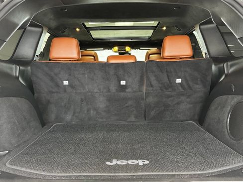 Certified 2021 Jeep Grand Cherokee Summit AWD/4WD image 10
