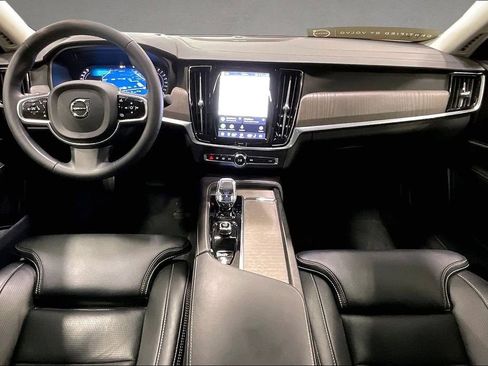 Certified 2023 Volvo S90 B6 Ultimate w/ Protection Package Premier AWD/4WD image 7