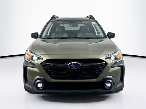 Used 2024 Subaru Outback Onyx Edition AWD/4WD image 2