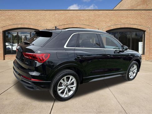 Used 2025 Audi Q3 2.0T Premium AWD/4WD image 3