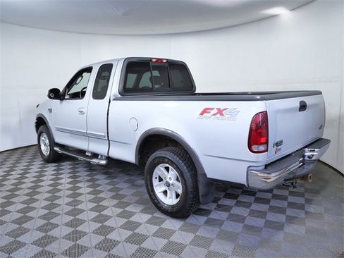Used 2003 Ford F150 XLT image 6