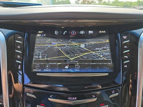 Used 2019 Cadillac Escalade ESV Premium Luxury RWD image 25