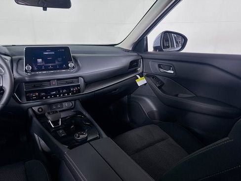 New 2026 Nissan Rogue SV w/ Cold Weather Package AWD/4WD image 20