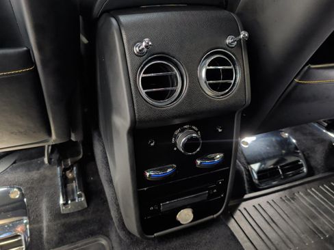 Used 2021 Rolls-Royce Cullinan AWD/4WD image 35