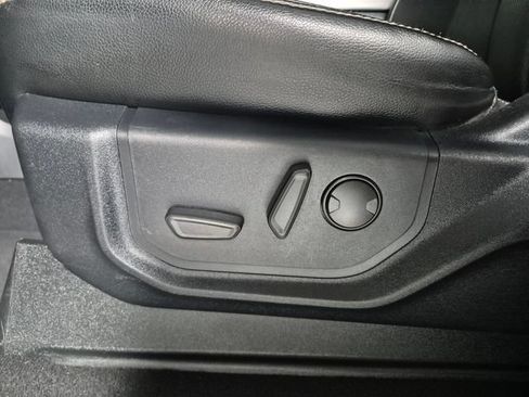 Used 2021 Ford F250 Lariat AWD/4WD image 17