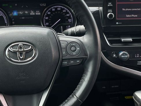 Used 2022 Toyota Camry XSE w/ Cold Weather Package FWD image 15