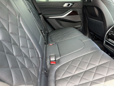 Used 2024 BMW X5 sDrive40i w/ M Sport Package RWD image 31